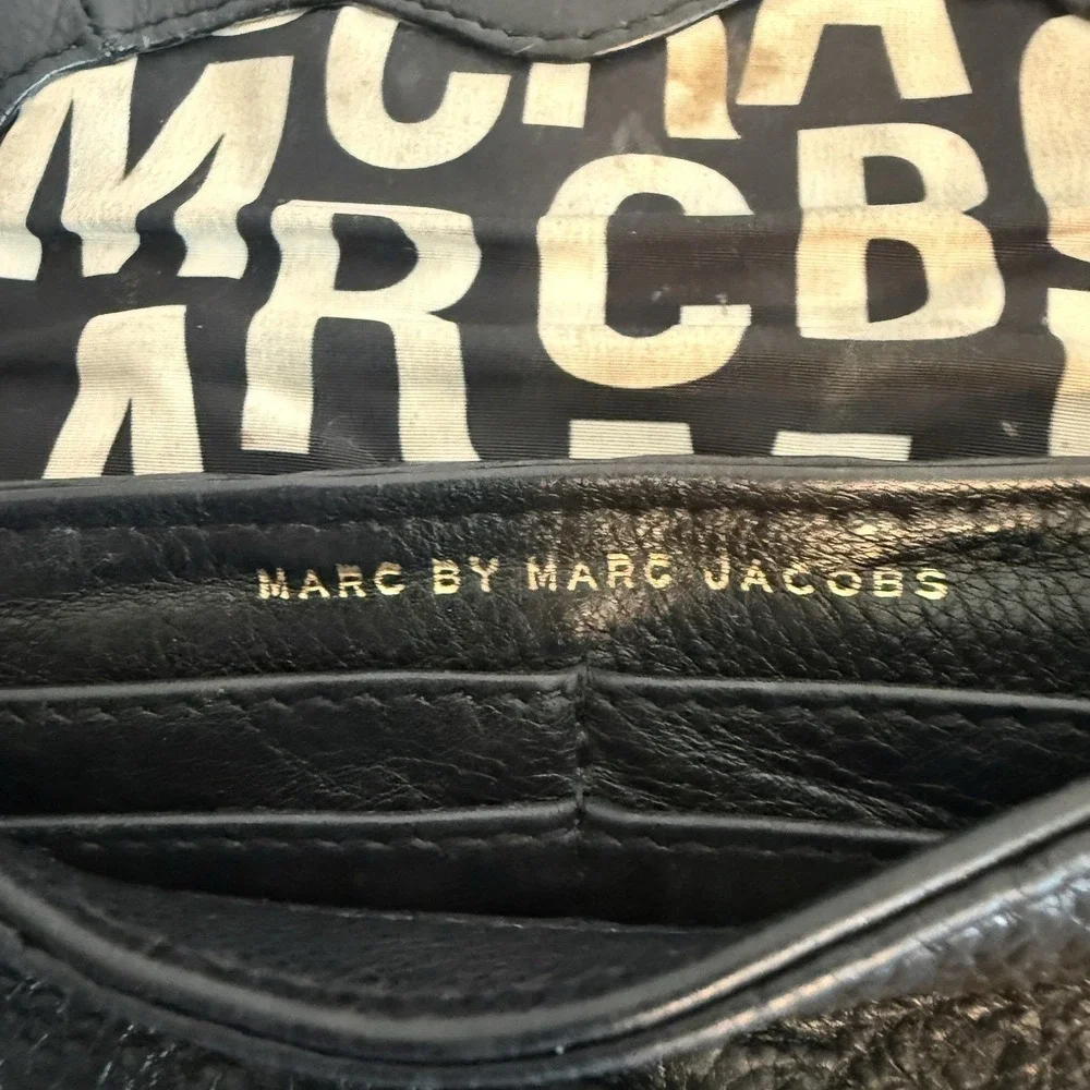 Marc by Marc Jacobs Black Pebbled Leather Handbag Purse Gold Chain Chic